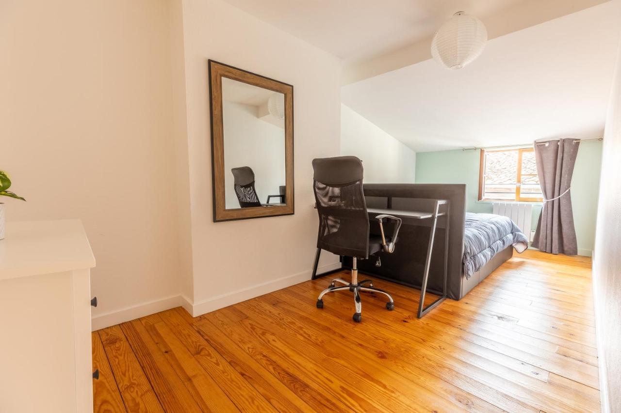 Le Double Pirou # 2 Appartements # Halte Auvergne Тьєр Екстер'єр фото